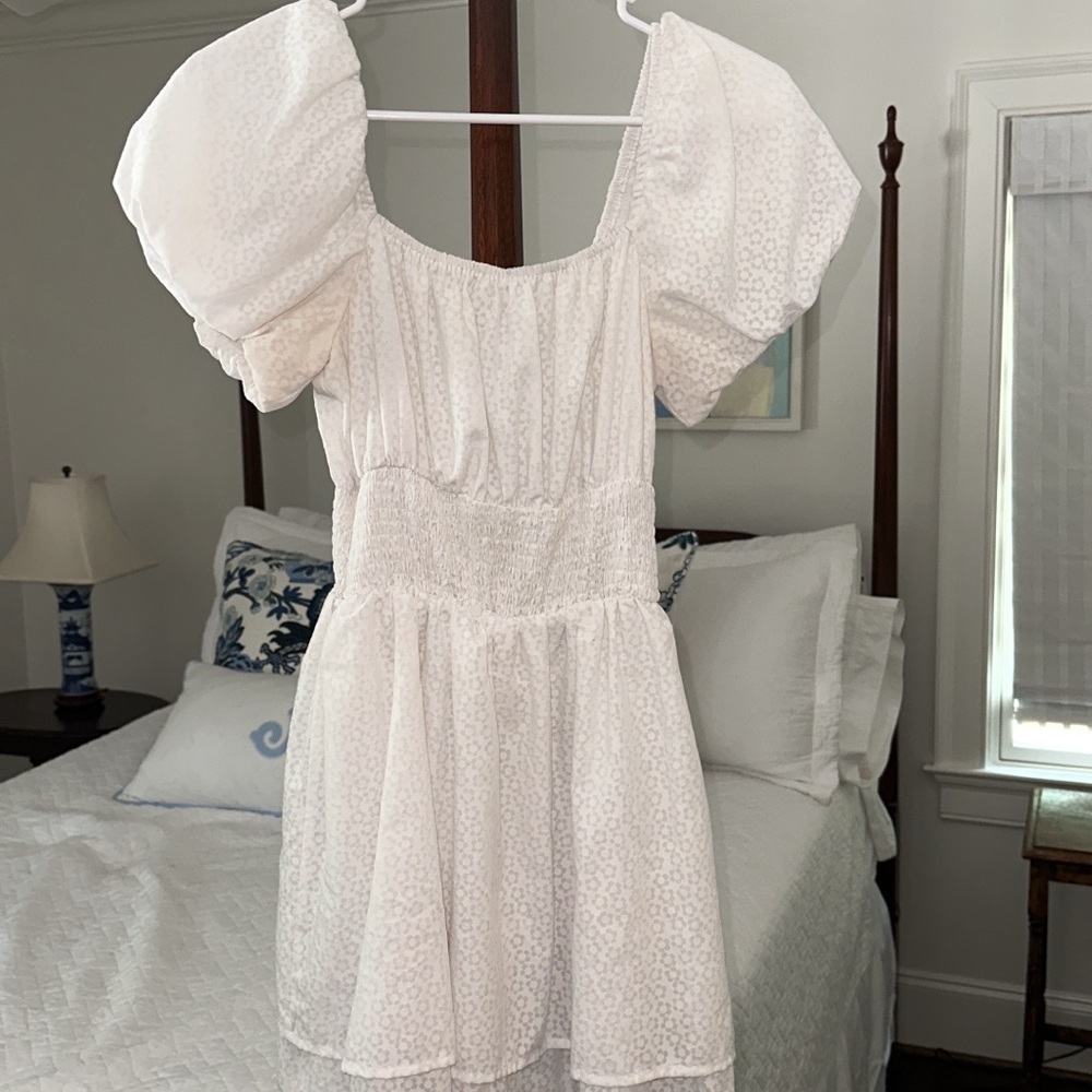 White flower mini dress